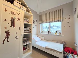 Photo 2- click for photo gallery